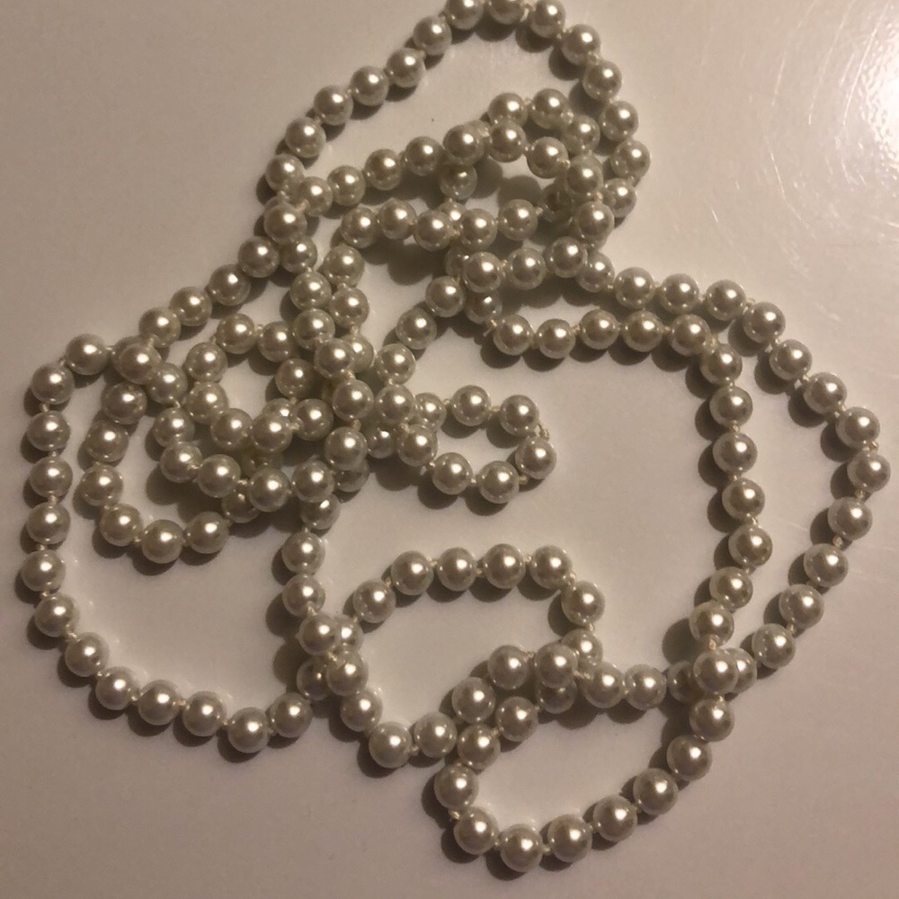 long pearl necklace